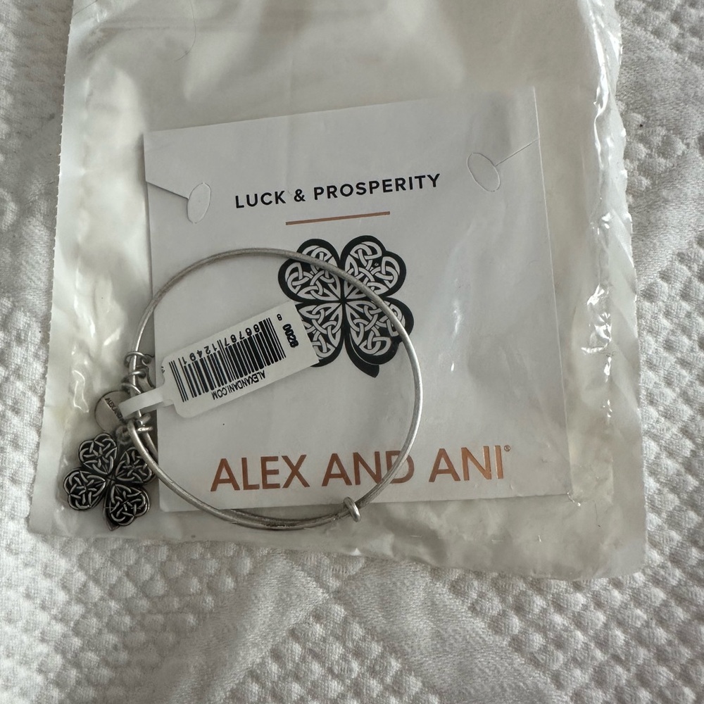 Alex and Ani Four Leaf Clover 🍀 Silver Charm Bracelet